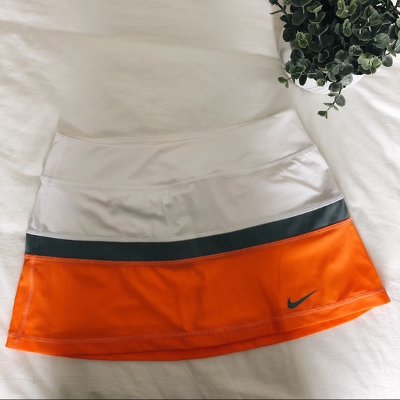 Nike Dresses & Skirts - Nike dri-fit tennis skirt